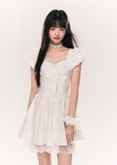 슬림핏 홀로우 레이스 자수 화이트 드레스