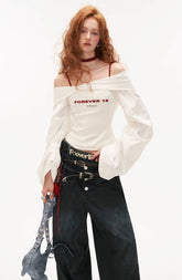 랜턴 슬리브 흰색 셔츠와 브라