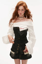 가슴을 감싸는 슬림핏 데님 스커트