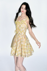 프렌치 러플 플레드 드레스