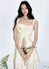 구스 옐로우 홀리데이 스윙 드레스