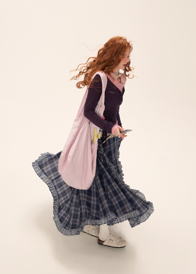 one shoulder lace top, lace shirring long sleeve shirt women, slim fit fall top 2025, asymmetric lace tee womens, street femme fashion top, korean slim inner top, fall layering shirt women, elegant lace one shoulder shirt, nowa tokyo womens fashion