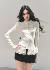 black tweed set women, winter three piece suit, rich daughter tweed outfit, noir tweed jacket and shorts, winter shorts set women, elegant tweed three piece, korean tweed fashion fw25, luxe black winter set, preppy tweed shorts suit