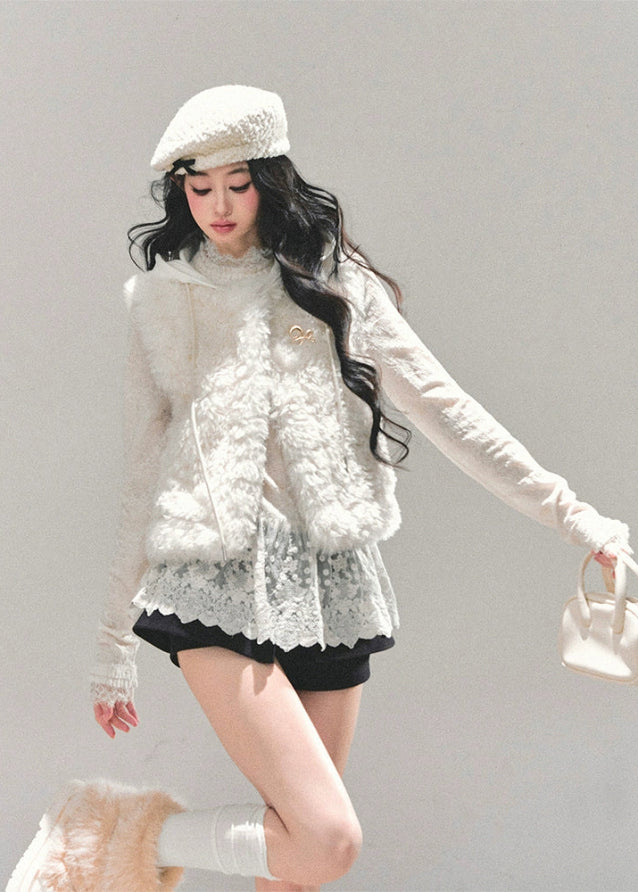 lambswool vest women, french style fur vest, winter plush gilet, ivory lamb core vest, warm sleeveless winter top, korean winter vest women, fluffy lambswool jacket, fw25 plush vest, soft girl winter outfit, white fur vest women