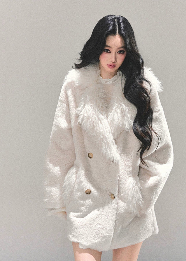 ivory fur coat women, plush winter coat, one piece fur coat, warm fluffy coat, soft girl winter jacket, faux fur dress coat, fw25 plush outerwear, korean winter fashion coat, white fuzzy coat women, elegant winter coat