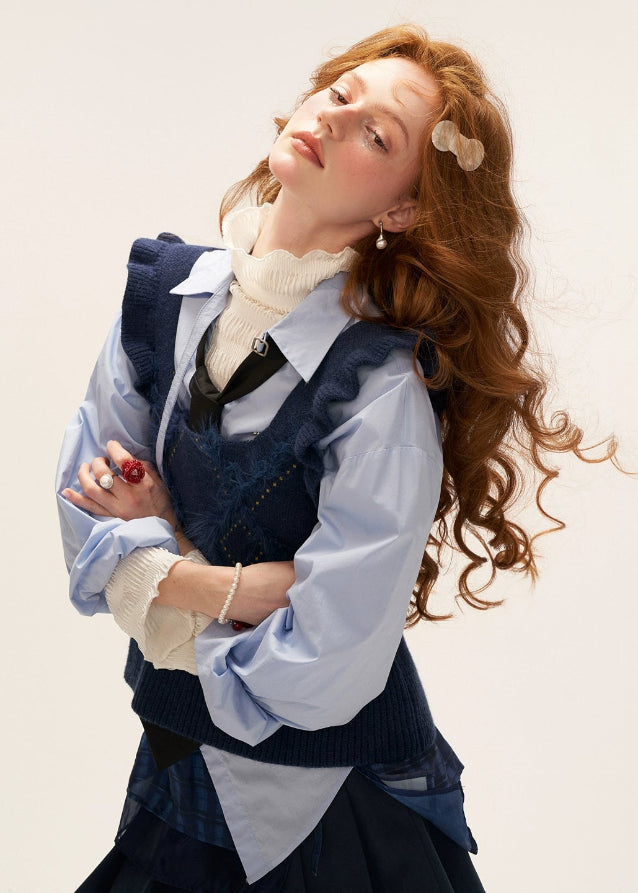 lace knit vest jacket women, high end knitwear fall 2025, lace trim sweater coat, cozy feminine knit layer, korean gentle street fashion, lazy fit knit jacket women, autumn winter lace vest sweater, romantic knit cardigan jacket, nowa tokyo elegant street style