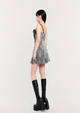 Niche girl irregular lace pleated strapless dress
