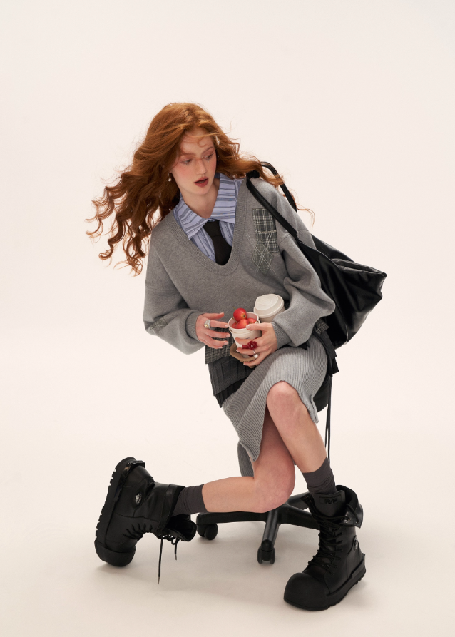 u neck sweater dress, gray knit dress women, tape trim knit dress, preppy style fall dress 2025, high end sweater dress, korean preppy fashion women, slim knit autumn dress, quiet luxury knit outfit, nowa tokyo elegant street style
