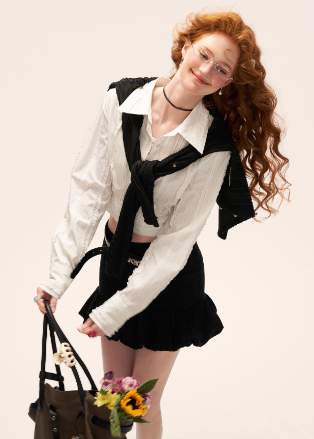 black flower bud skirt women, pleated sculpted skirt 2025, tulip hip skirt outfit, high end black mini skirt fall, fw2025 womens fashion skirt, elegant contour hip skirt, korean luxury skirt women, structured pleated tulip skirt, nowa tokyo high end street style
