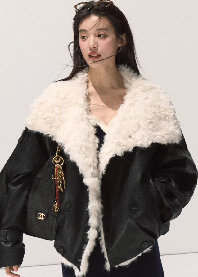 lamb wool leather jacket women, oversized shearling short coat, winter thick lapel jacket, faux shearling leather outerwear women, streetcore winter jacket 2025, osmanthus lamb wool coat, black short leather jacket women, korean winter fashion jacket, nowa tokyo winter outerwear
