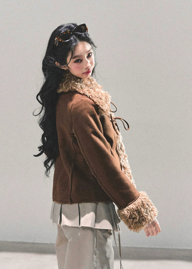 french fur jacket women, ivory plush winter coat, integrated fur cotton coat, warm winter padding jacket, soft girl winter outerwear, shearling style coat women, fw25 warm plush jacket, korean winter coat, cold protection jacket women
